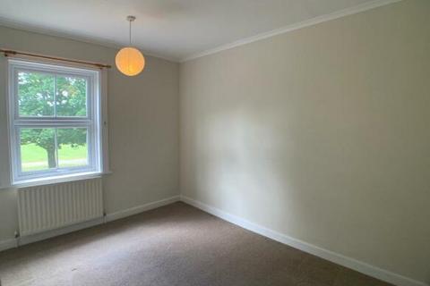 3 bedroom terraced house to rent, Recreation Ground Road, Stamford, Lincolnshire, PE9 1EN
