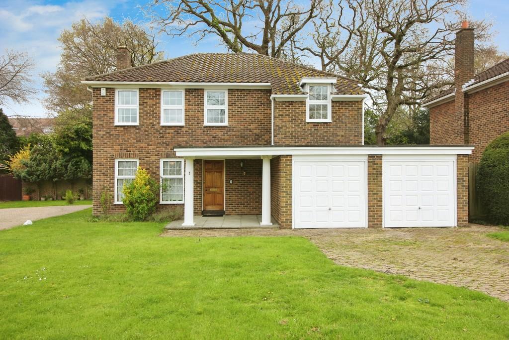 Liskeard Close, Chislehurst 4 bed detached house for sale £1,050,000