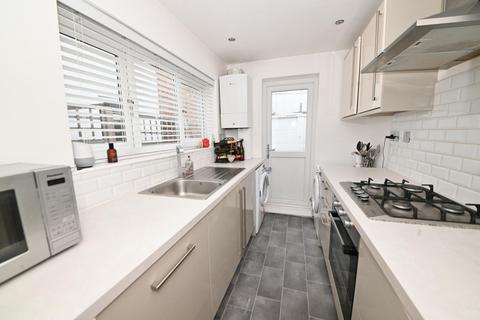 27 Norcutt Road, Twickenham, TW2 6SR