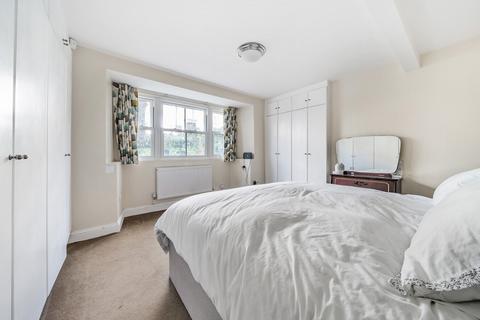 4 bedroom apartment for sale, Priory Road, South Hampstead, NW6