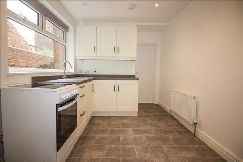 2 bedroom flat to rent, Dean Road, South Shields