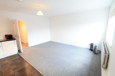 2 bedroom flat to rent, Richmond Hill, Bournemouth,