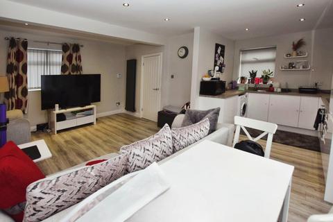 3 bedroom end of terrace house for sale, Yattendon Avenue, Manchester, Greater Manchester, M23