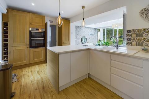 Nethercourt Netherend, Woolaston, Lydney, GL15 6NN