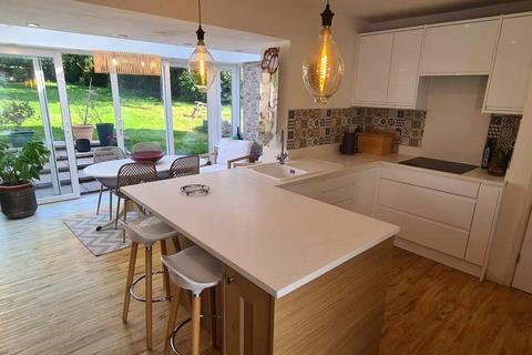 Nethercourt Netherend, Woolaston, Lydney, GL15 6NN