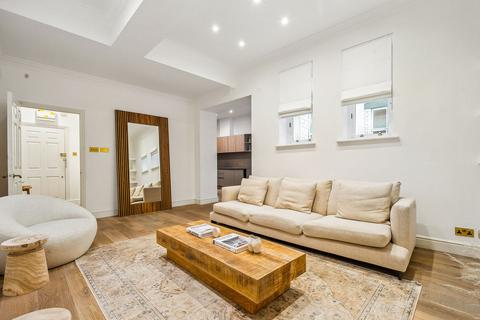 2 bedroom flat for sale, Eastcastle Street, Fitzrovia W1T