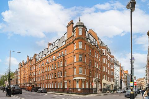 2 bedroom flat for sale, Eastcastle Street, Fitzrovia W1T