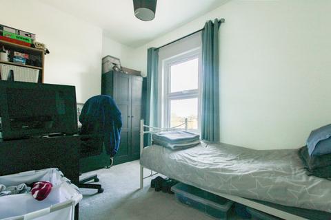 2 bedroom apartment for sale, Elgin Road, East Croydon, CR0