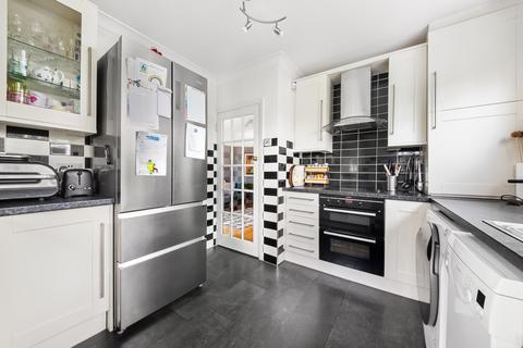 56 Cypress Road, London, SE25 4AU