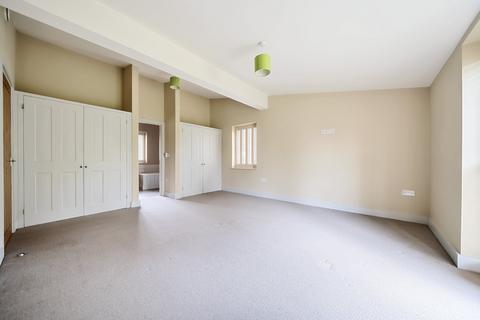 4 bedroom detached house to rent, Godinton Park, Godinton Lane, Ashford, Kent, TN23