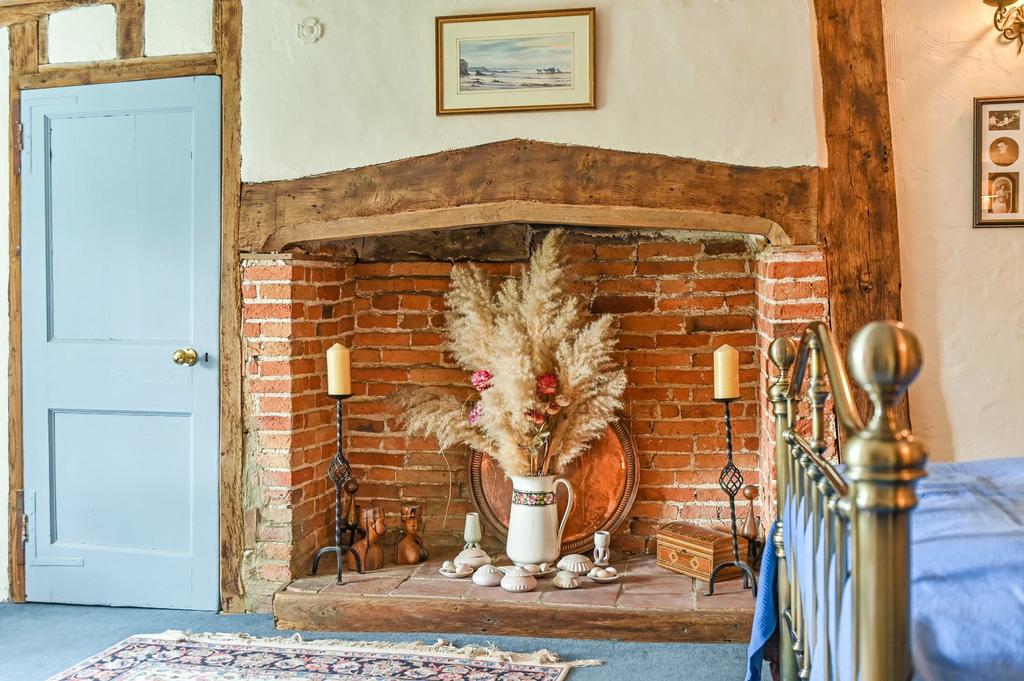 Feature Fireplace