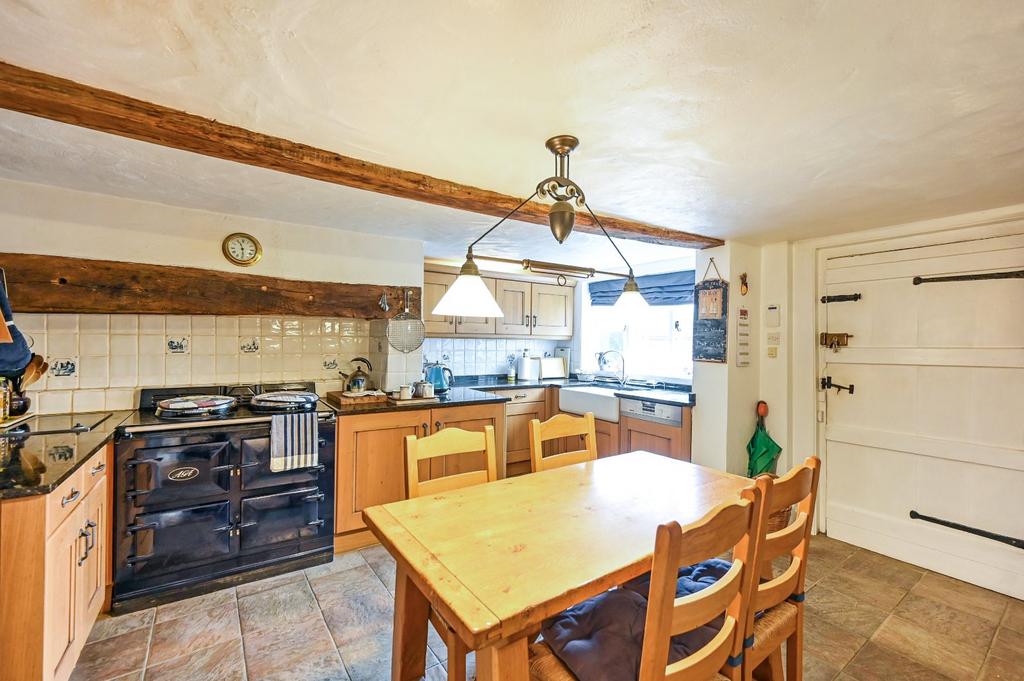 Kitchen/Breakfast