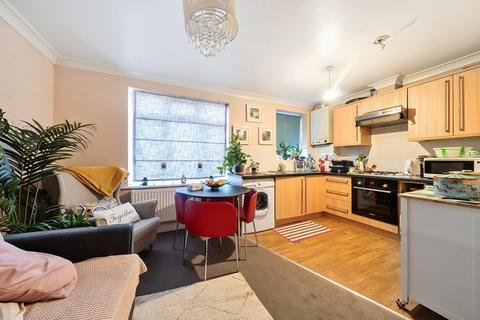 1 bedroom apartment for sale, Marsh Road, Pinner, Middlesex