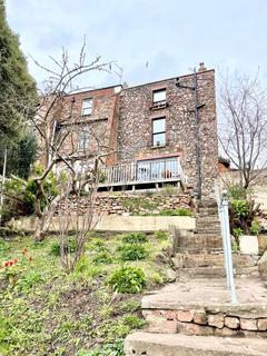 3 bedroom terraced house to rent, Bristol BS8
