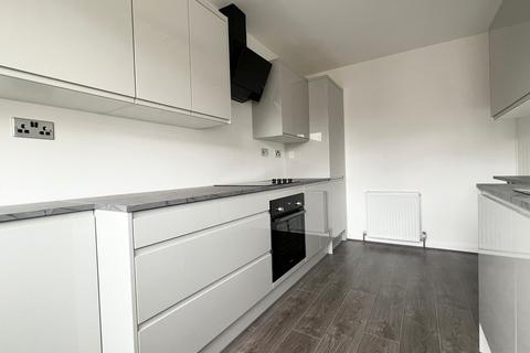 72 Wide Way, Mitcham, CR4 1BL