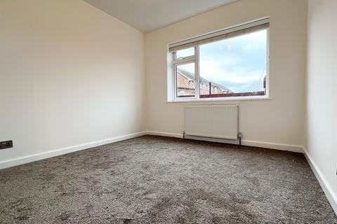 72 Wide Way, Mitcham, CR4 1BL