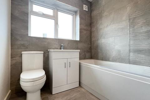 72 Wide Way, Mitcham, CR4 1BL