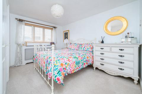 4 bedroom detached house for sale, Apperley Road, Bradford BD10