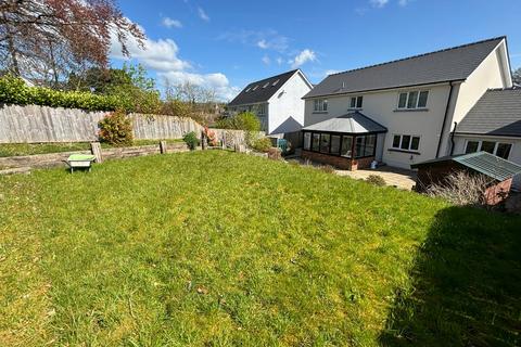 4 bedroom detached house for sale, Llanwnnen, Lampeter, SA48