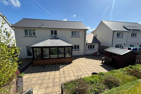 4 bedroom detached house for sale, Llanwnnen, Lampeter, SA48