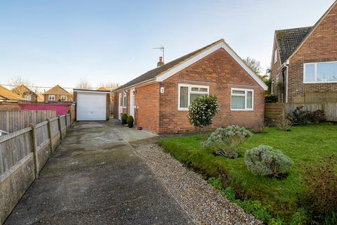 2 bedroom detached bungalow for sale, Tolsford Close, Etchinghill, Folkestone, CT18