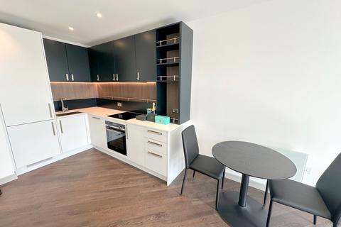 1 bedroom apartment to rent, 1 Eden Grove, Staines-Upon-Thames, TW18