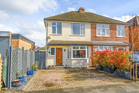 3 bedroom semi-detached house for sale, Cottimore Avenue, Walton-on-Thames, KT12