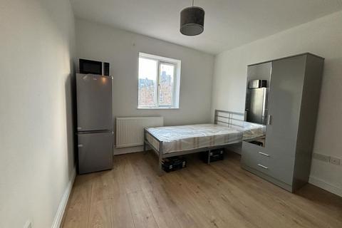 House share to rent, Chapter Road , Dollis Hill, NW2