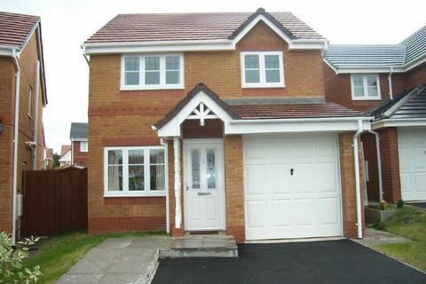 3 bedroom detached house to rent, Ascot Road, Oswestry