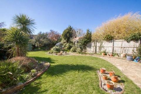 3 bedroom detached house for sale, Bracken Road, Seaford BN25