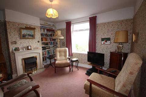 2 bedroom semi-detached house for sale, Westminster Road, Malvern, WR14 4ES