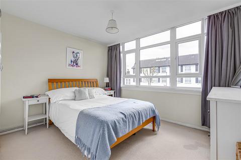 3 bedroom maisonette for sale, Heath Royal, Putney Heath Lane, Putney