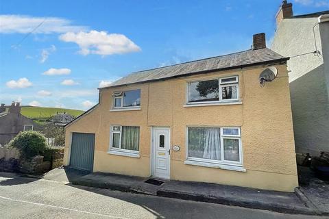 3 bedroom detached house for sale, Croesyceiliog, Carmarthen