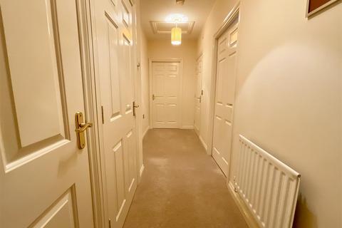 2 bedroom flat for sale, Fenby Gardens, Scarborough