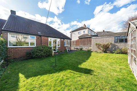 2 bedroom bungalow for sale, Bank Gardens, Horsforth, Leeds, West Yorkshire