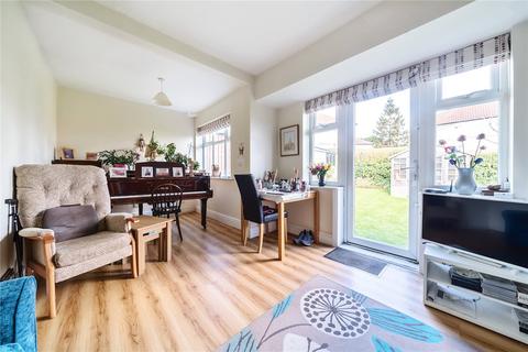 2 bedroom bungalow for sale, Bank Gardens, Horsforth, Leeds, West Yorkshire