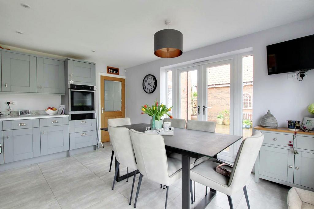 Open Plan Kitchen/Dining Room