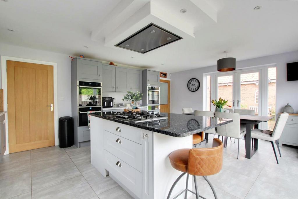 Open Plan Kitchen/Dining Room