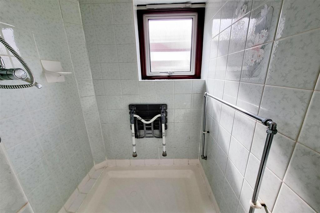 Large shower: