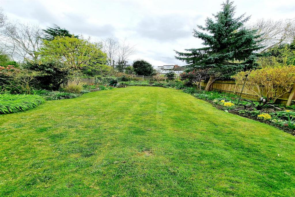 Rear garden: pic. 2