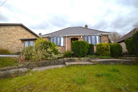 2 bedroom detached bungalow for sale, Holywell Lane, Castleford