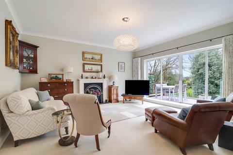4 bedroom terraced house for sale, Matham Road, East Molesey