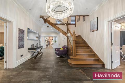 8 bedroom detached house for sale, Broad Walk, Winchmore Hill