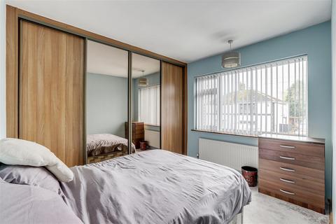 27 Abbots Road, Hucknall, Nottingham, NG15 6PB