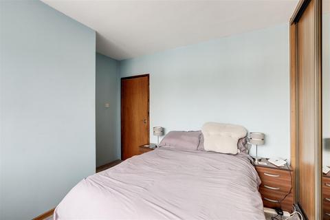 27 Abbots Road, Hucknall, Nottingham, NG15 6PB