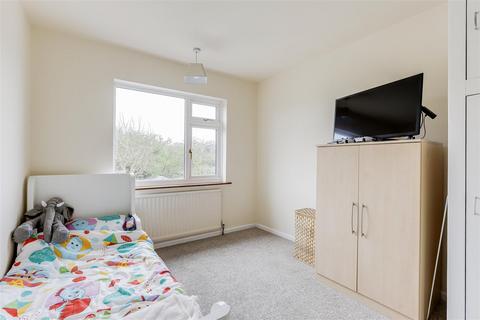 27 Abbots Road, Hucknall, Nottingham, NG15 6PB