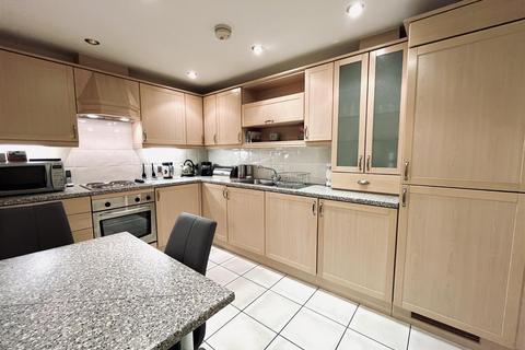 2 bedroom apartment for sale, Highgate Road, Altrincham