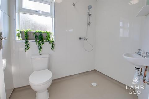 5 Catherine Close, Clacton-on-sea, CO15 4AX