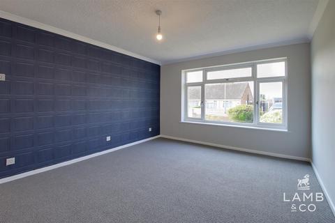 5 Catherine Close, Clacton-on-sea, CO15 4AX
