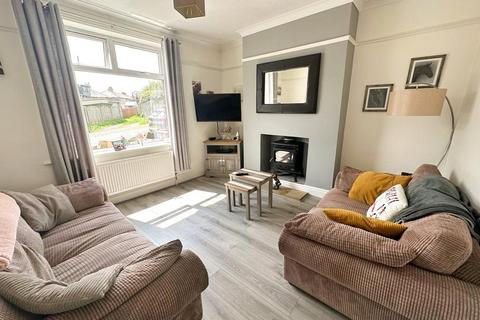 3 bedroom terraced house for sale, Norton Street, Silsden